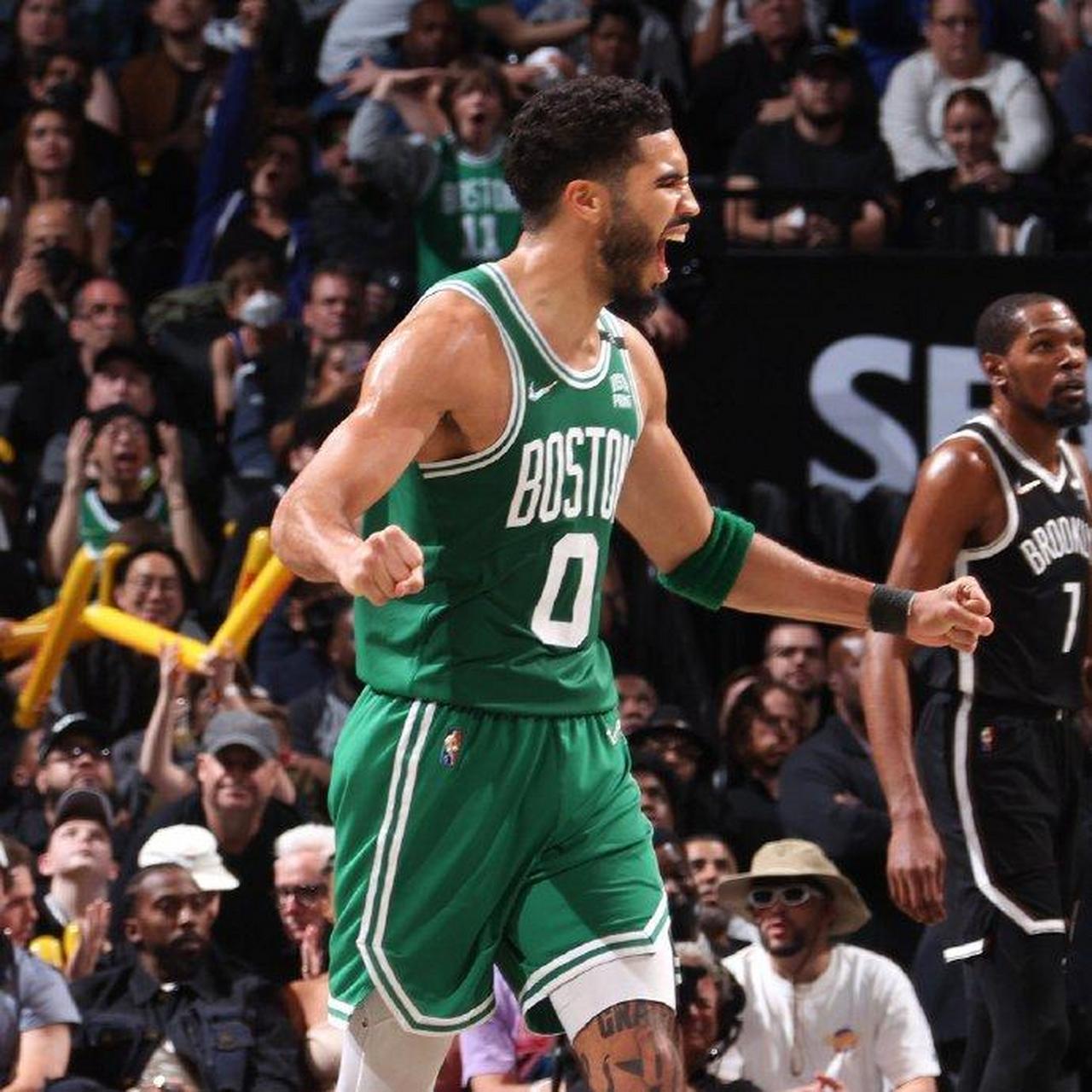 巴萨回归首秀大放异彩，凯尔特人主场球迷高呼名字(体育晚报nba揭幕战凯尔特人大胜 时隔9年巴萨)