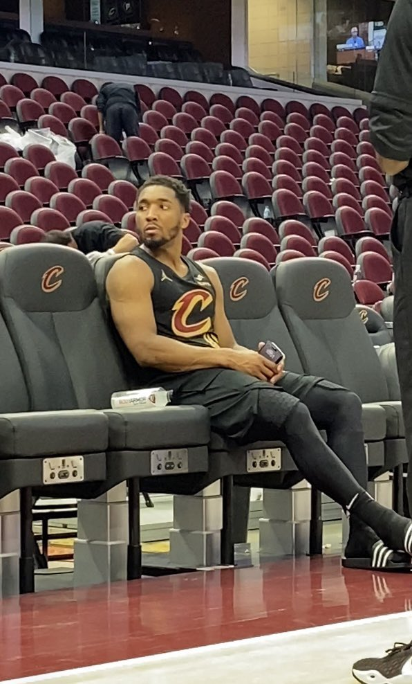 包含转折点！罗马更衣室发声；NBA常规赛赛后攻防权衡；质疑声仍在；球探报告显示潜力的词条